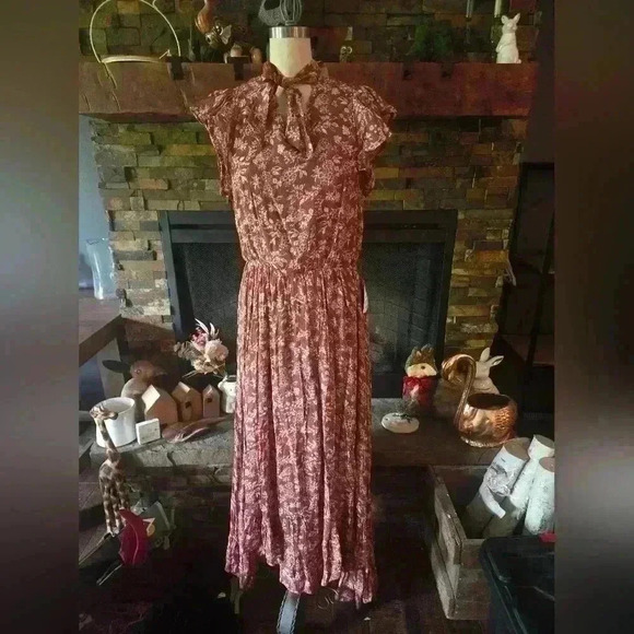 Joyfolie Dresses & Skirts - Burnt orand floral dress